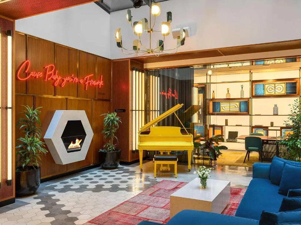 Pullman Budapest Hotel