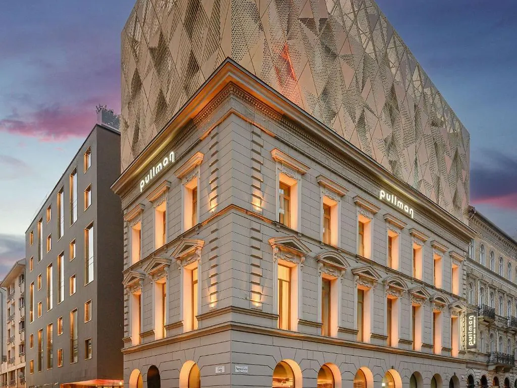 Hard Rock Hotel Budapest